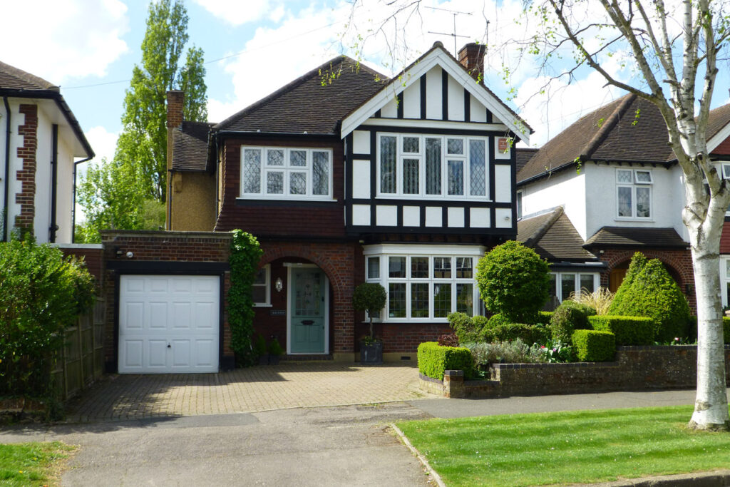 Survey888 – North London Chartered Building Surveyor – detached house